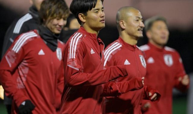 久保健英：任意球破门非易事 巴萨经历有助适应433