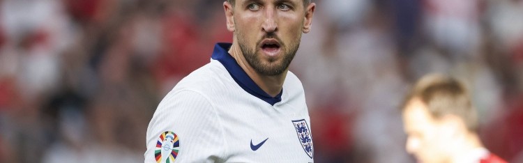 英格兰国家队官方：凯恩训练中受小伤，作为预防性措施不出战日本